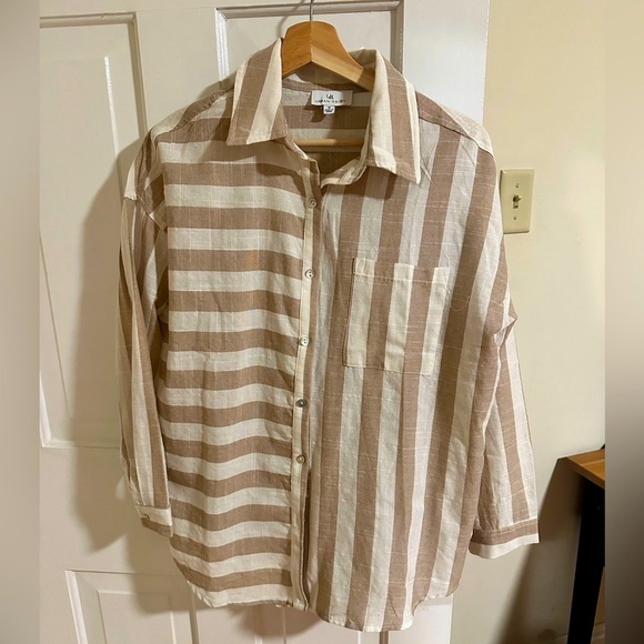 Tan and cream button up shirt - Picture 1 of 2